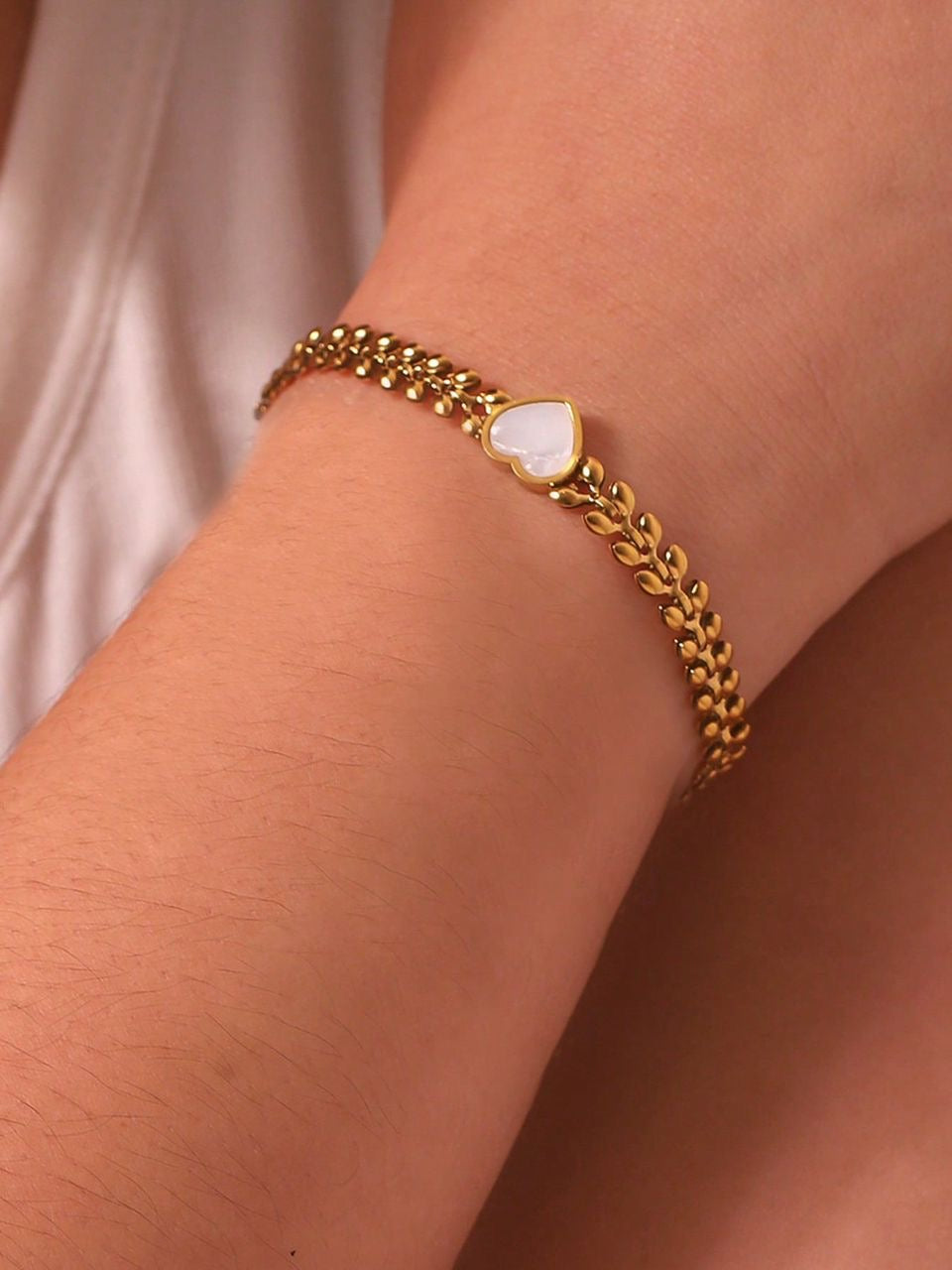 Love Flower Gold Heart Bracelet St
