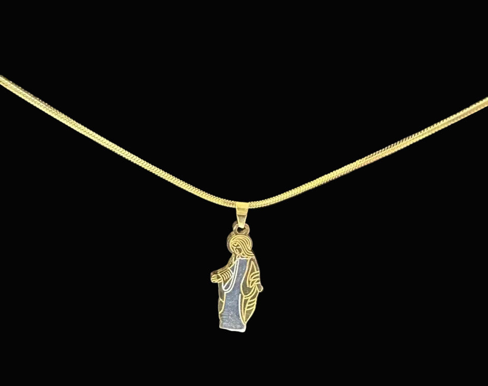 Gold Tone Egyptian Queen Pendant Chain Necklace