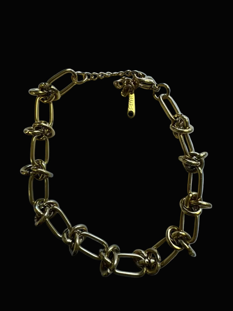 Gold Tone Chunky Link Bracelet