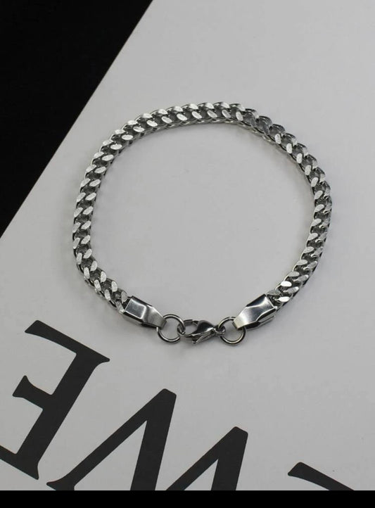 Zuri Men Chain Bracelet Stainless Steel silver Punk Hip Pop Style for Jewelry Gift and for a Stylish Look Z125 - Trillingo Express Online Marketplace