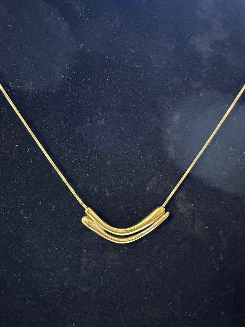 Gold Tone Double Curve Pendant Necklace