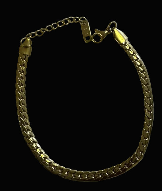 Gold Tone Curb Link Bracelet